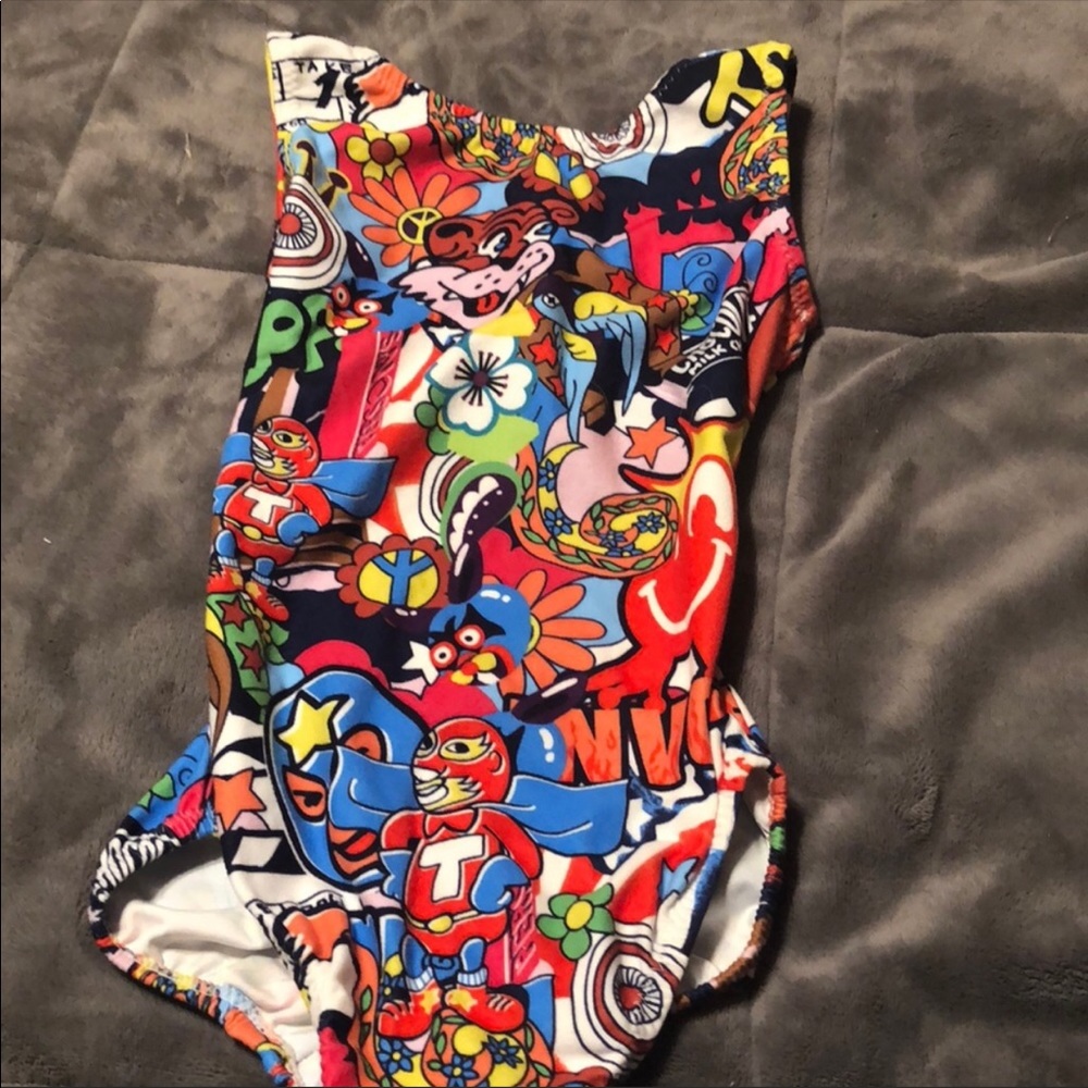 Foxy Leo Size 8